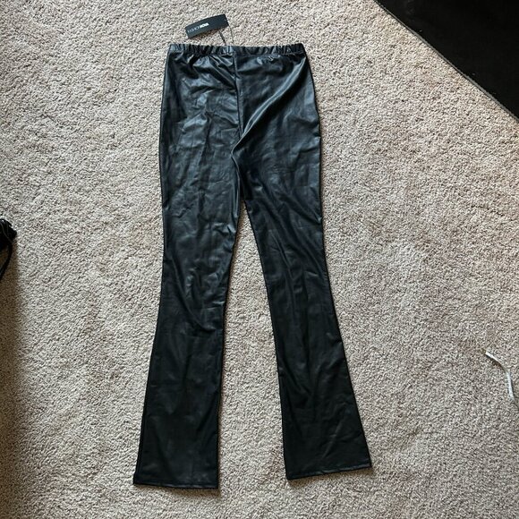 Fashion Nova Bottoms Up Split Hem Black Leggings NWT Size Large - Picture 6 of 15